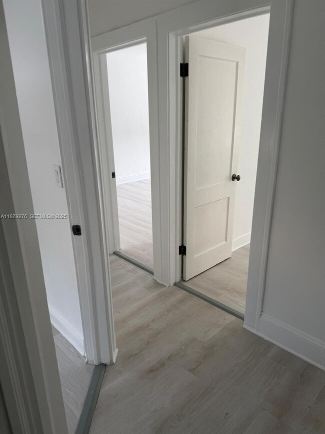 Building Photo - 177 NE 44th St