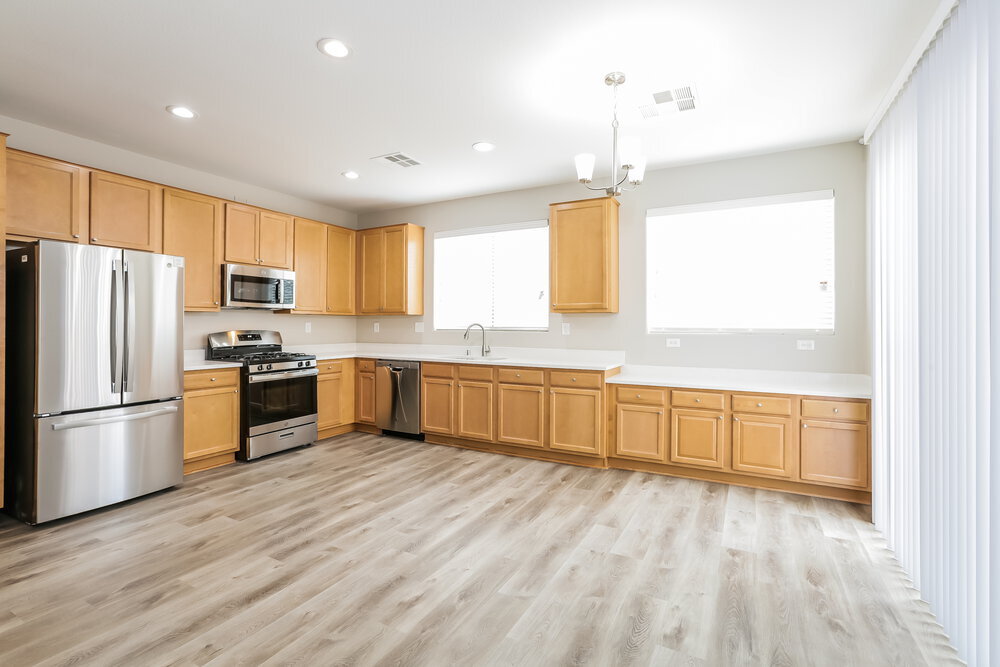Building Photo - 7194 Temecula Valley Ave