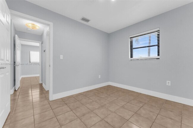Building Photo - 14711 SW 61st Terrace