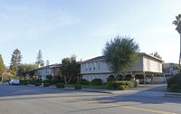 Building Photo - Villa Oaks Apartments