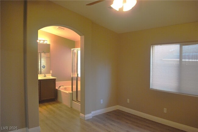 Building Photo - 9955 Burton Lake Ct