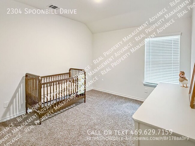 Building Photo - 2304 Spoonbill Dr