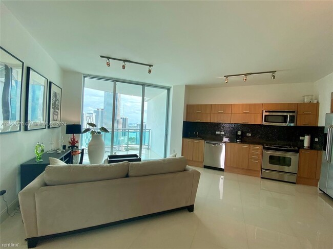 Building Photo - 2 br, 2 bath Condo - 350 S Miami Ave Apt 3813