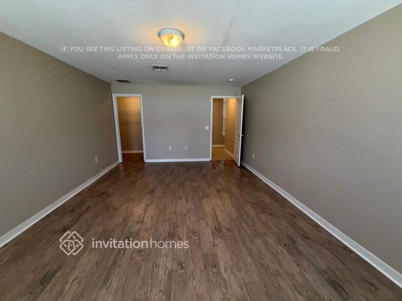 Building Photo - 1129 Hacienda Cir