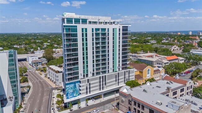 Building Photo - 777 3rd Ave N