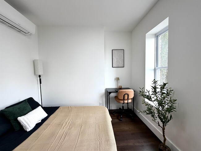 Building Photo - 272 Hoboken Ave