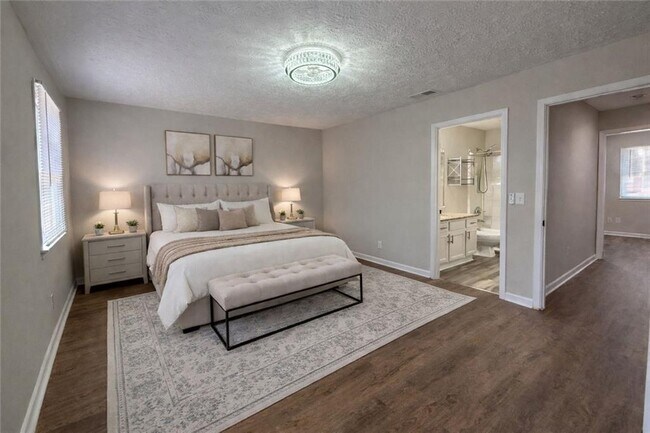 Building Photo - 2926 Webb Bridge Rd