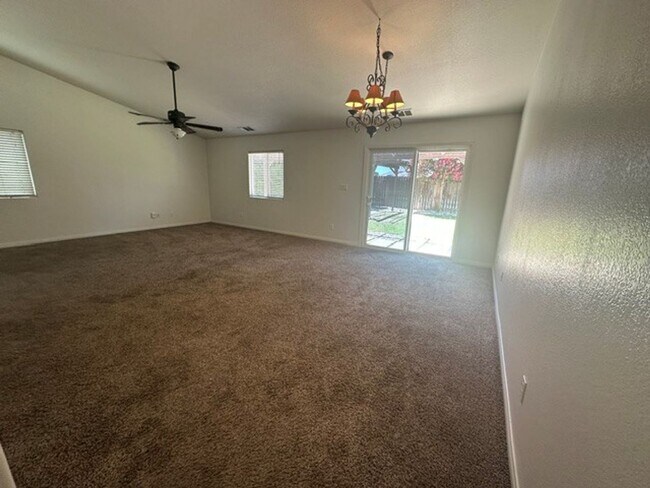 Building Photo - 5413 Coastal Wind St