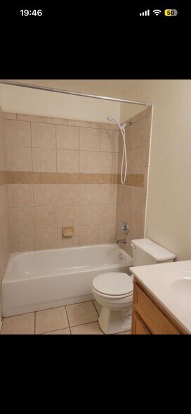 Building Photo - 1301 Chips Dr