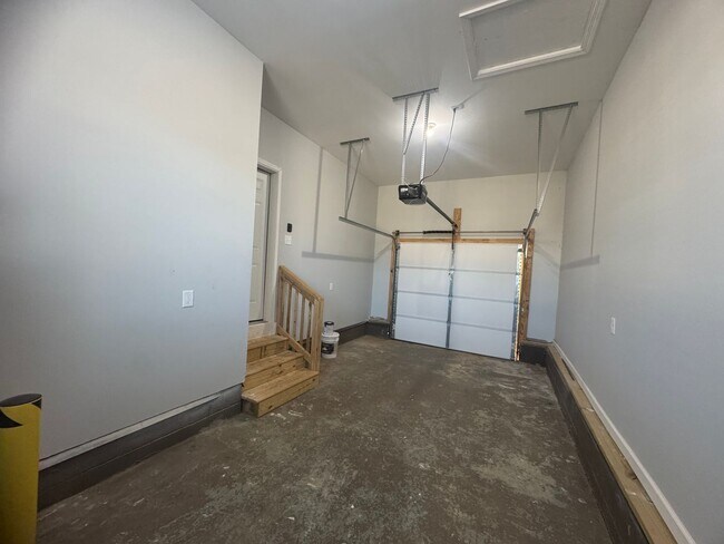 Building Photo - Welcome Home!!!