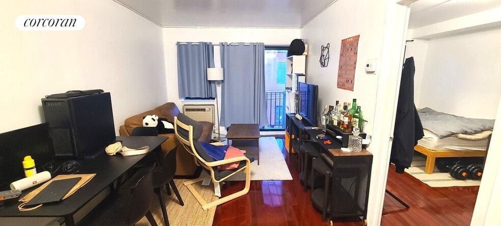 Primary Photo - 34-30 10th St