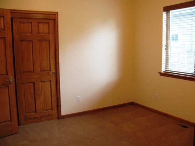 Building Photo - RANCH STYLE HOME LOCATED IN THE PROMONTORY!