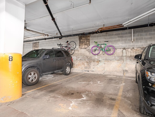 Building Photo - 2300 W Wabansia Ave