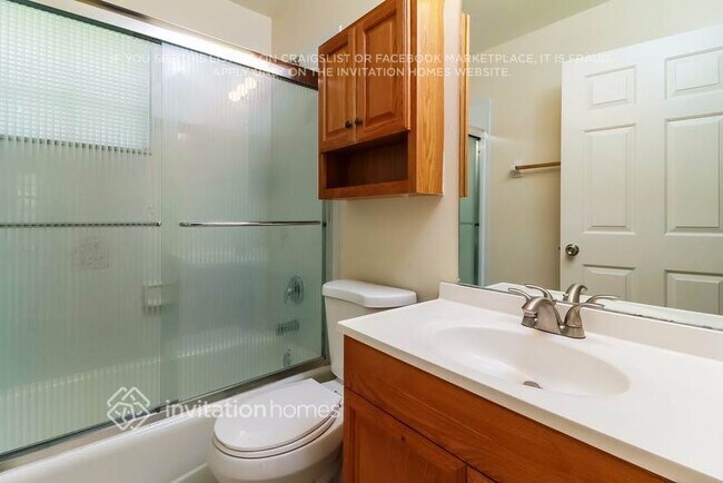 Building Photo - 13668 Folkestone Ct