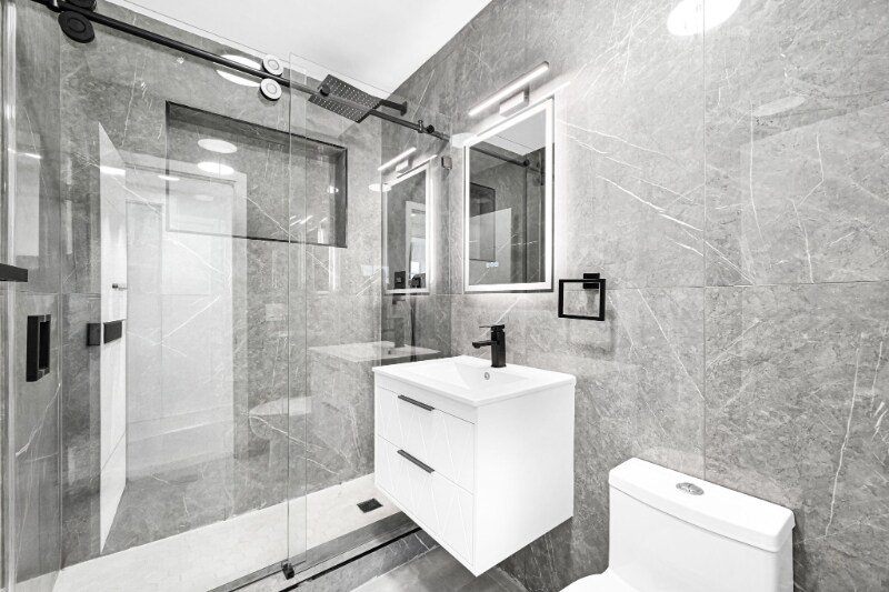 Building Photo - 4040 SW 108th Ave