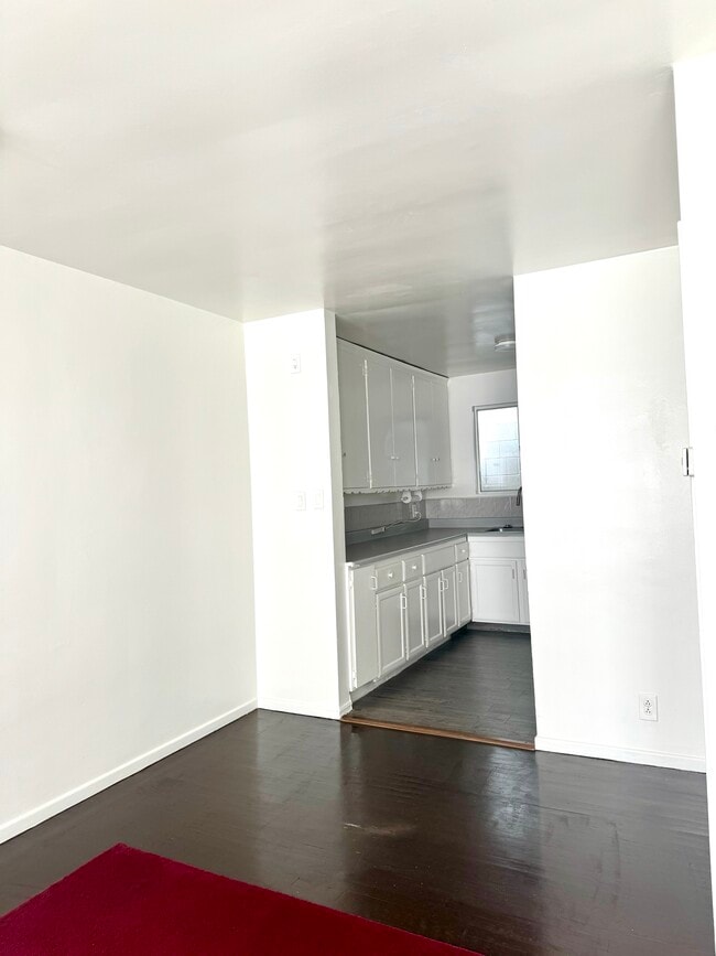 Building Photo - 13429 Beach Ave