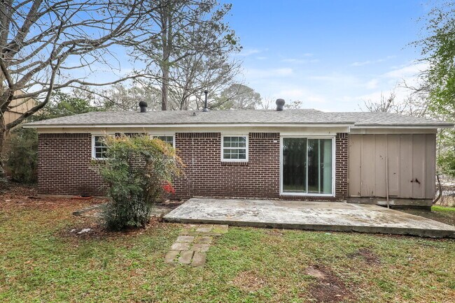 Building Photo - 6707 Willow Twig Rd