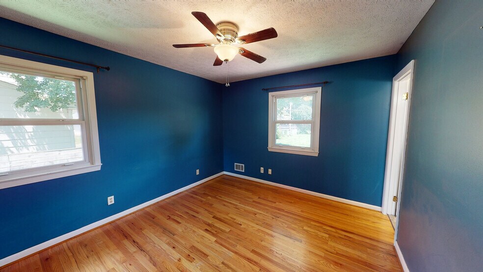 Building Photo - 707 Dorsey Way