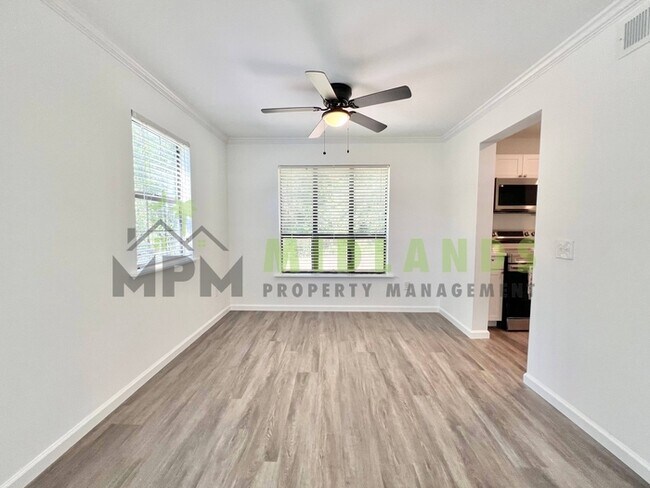 Building Photo - 746 Madera Rd