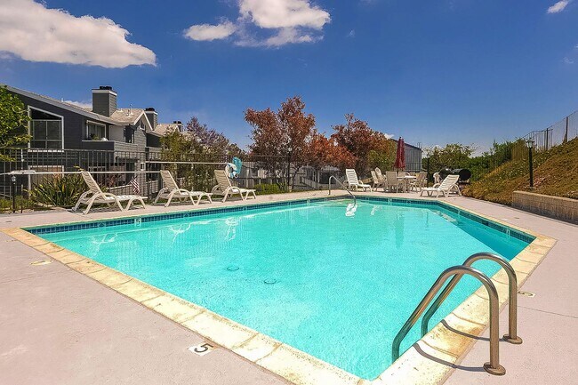 Building Photo - MOVE IN SPECIAL- $500 off First Months Ren...