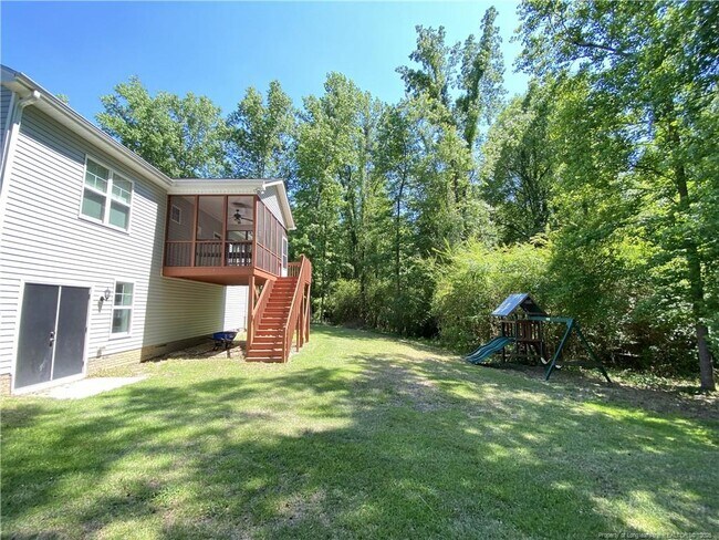 Building Photo - 181 Fairfax Dr