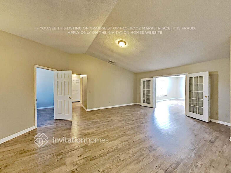 Building Photo - 2246 Matthew Cir