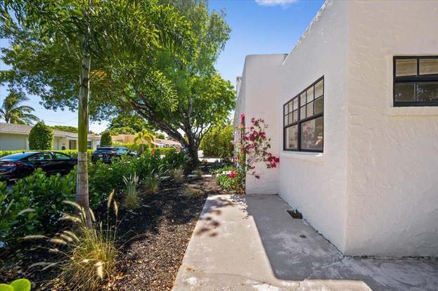 Building Photo - 301 Central Dr