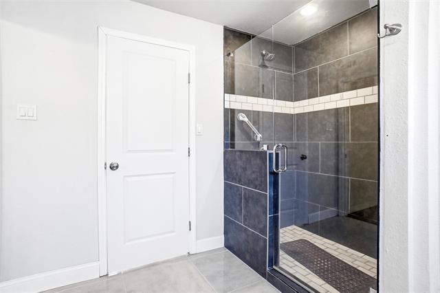 Building Photo - 5801 Posey Ln