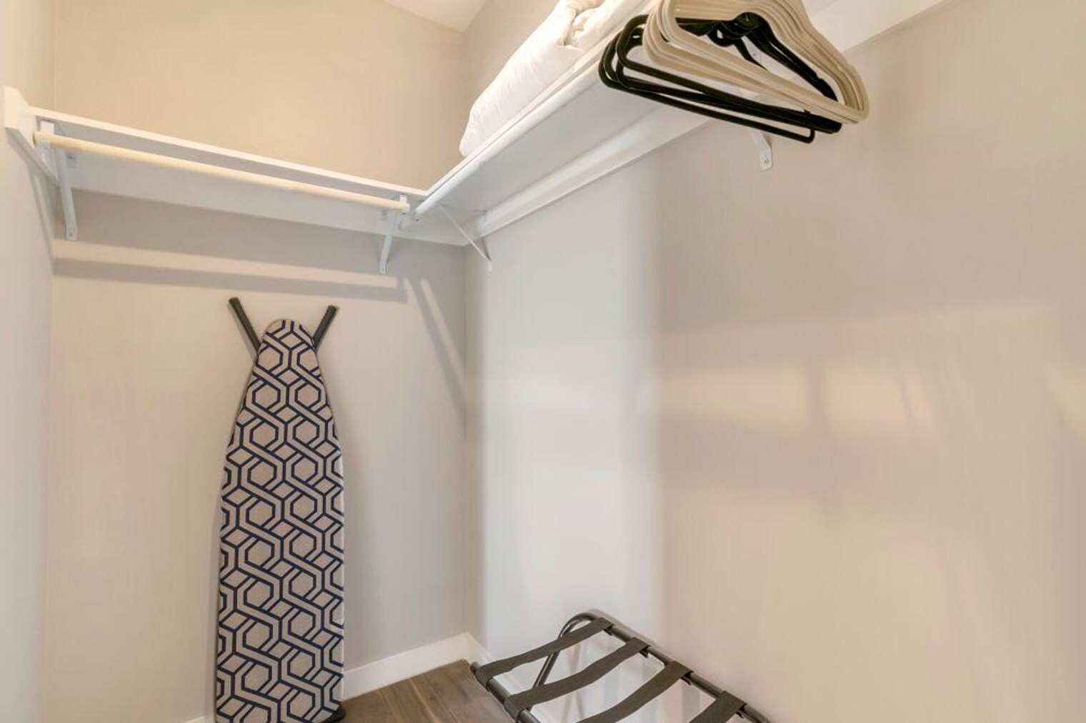 Building Photo - 3737 Bienville Ave