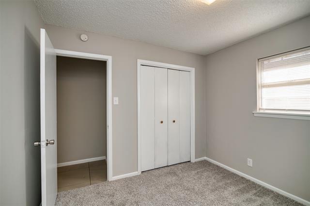 Building Photo - 502 Brown St