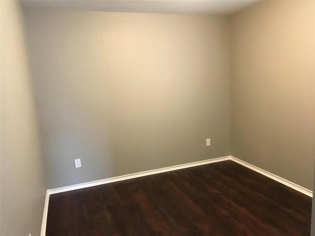 Building Photo - 805 Katydid Ct