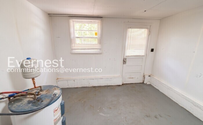 Building Photo - 3744 Thrushwood Dr