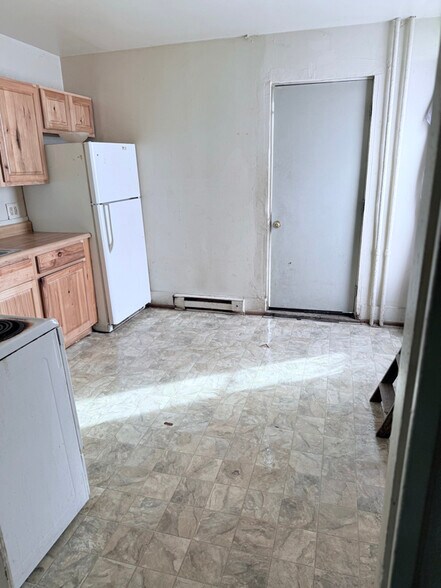 Primary Photo - 304 11th St