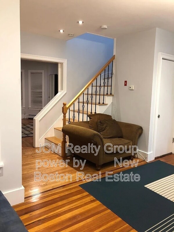 Building Photo - 18 West St