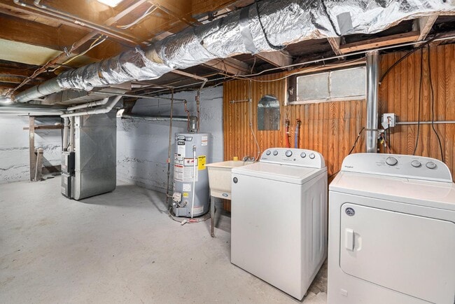 Building Photo - 3274 Briggs Blvd NE