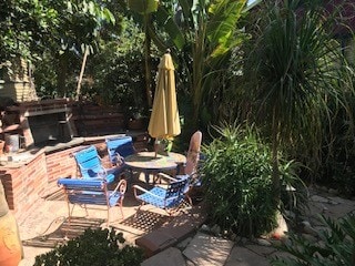 Private Firepit - 2425 Earl St
