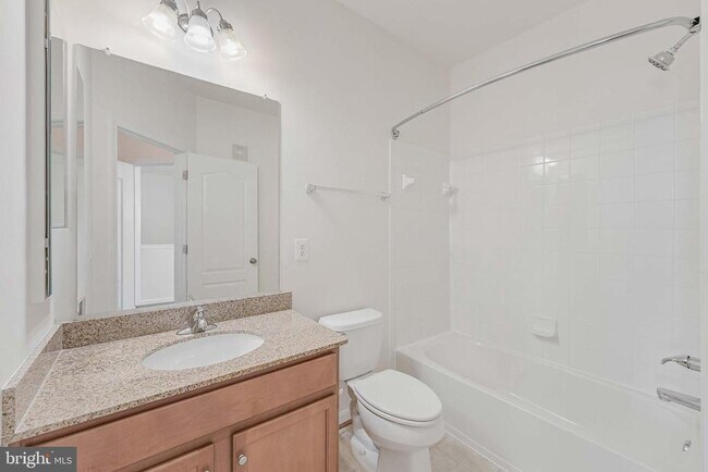 Building Photo - 42235 San Juan Terrace