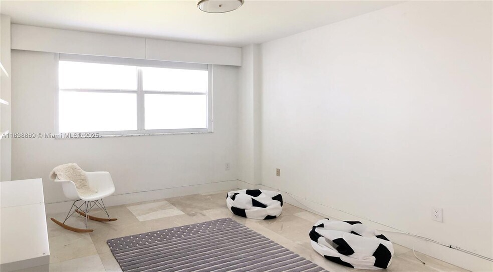 Building Photo - 177 Ocean Lane Dr