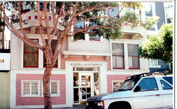 Primary Photo - 2927 Sacramento