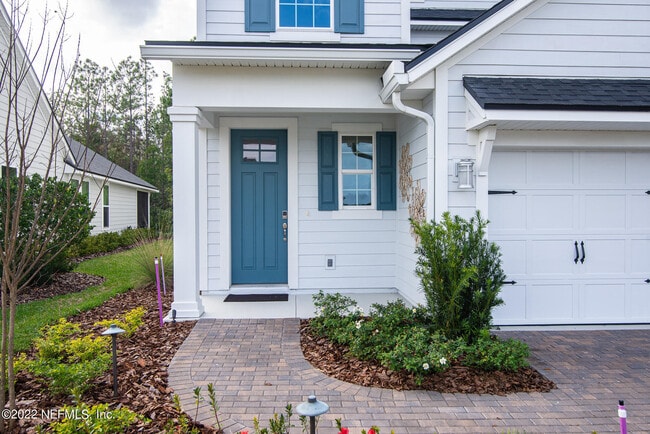 Building Photo - 118 Pioneer Village Dr