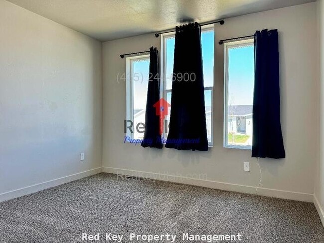 Building Photo - 789 Colony Dr