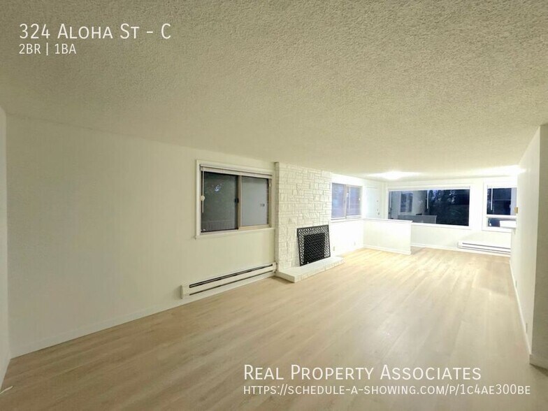 Building Photo - 324 Aloha St