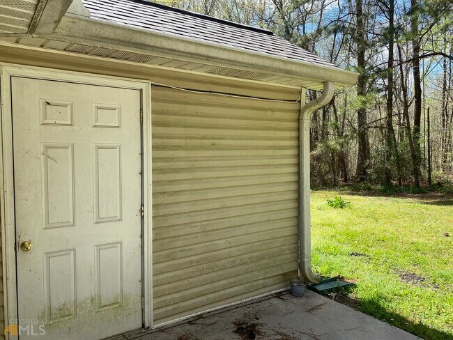 Building Photo - 63 W Mandeville Rd