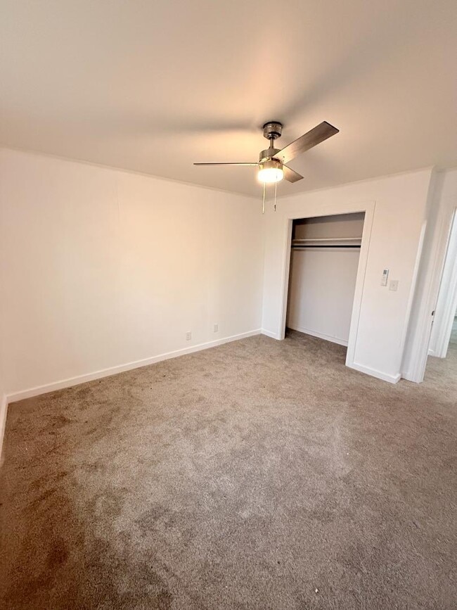 Building Photo - 110-116 Dobbs St - Unit 112