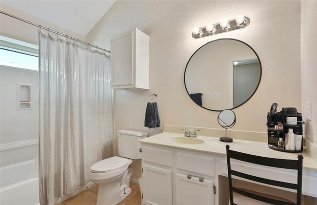 Building Photo - 4022 Windfree Dr