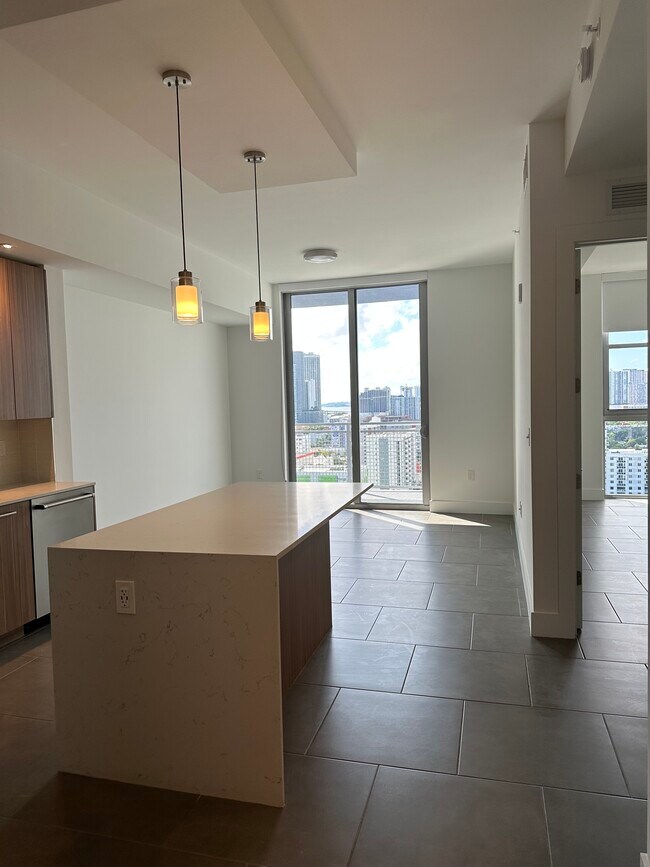 Building Photo - 235 NE 29th St