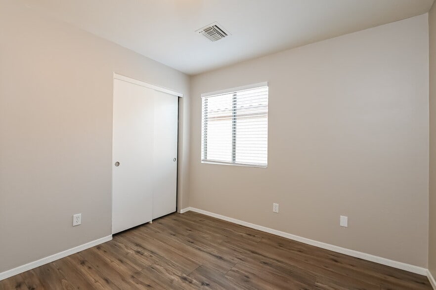 Building Photo - 4098 E Angel Spirit Dr