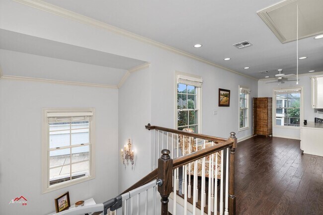 Building Photo - LUXURY LIVING IN THE PRESTIGIOUS PROVENANCE SUBDIVISION