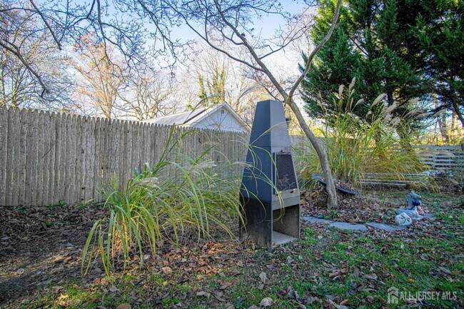 Building Photo - 9 Academy St