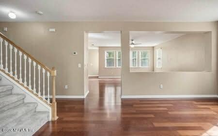 Building Photo - 11239 Justin Oaks Dr N